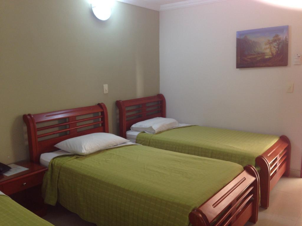 Hotel San Francisco De Asis Santa Marta  Kamer foto