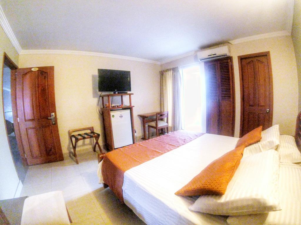 Hotel San Francisco De Asis Santa Marta  Buitenkant foto